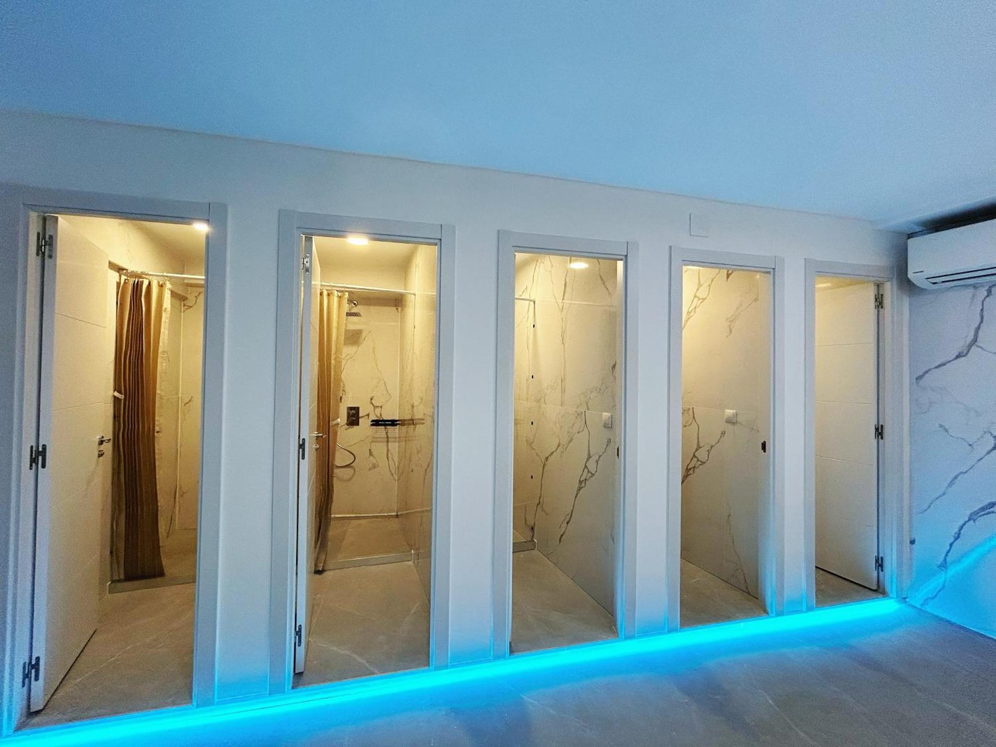 Unplan Hostel Мадрид Екстериор снимка